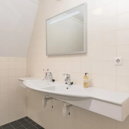 Appartamento Restyled On The Markermeer Volendam