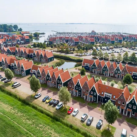 Restyled On The Markermeer Appartamento